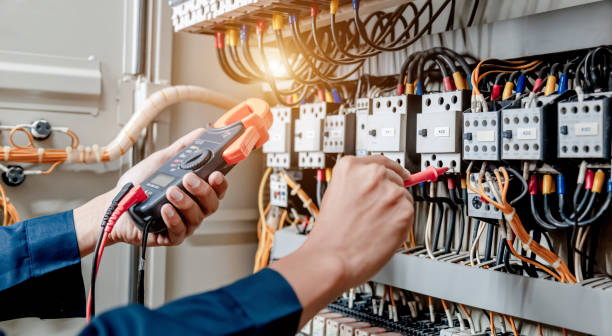 Best Local Electrician Companies  in Zephyrhills North, FL